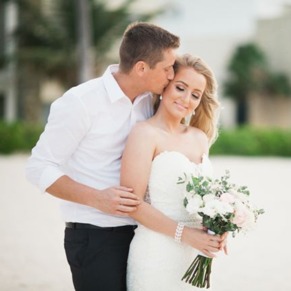 Punta Cana Wedding Photographer/  Huracan Cafe wedding 